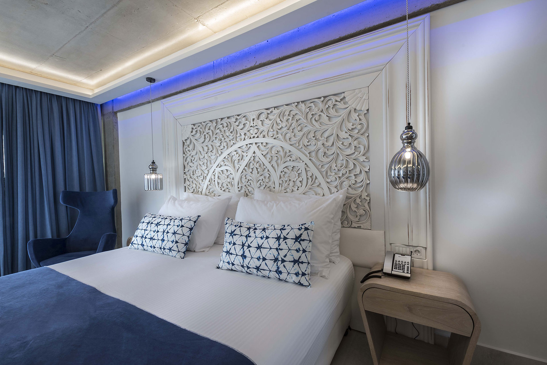 Cretan Blue Beach Hotel hotel room with double bed